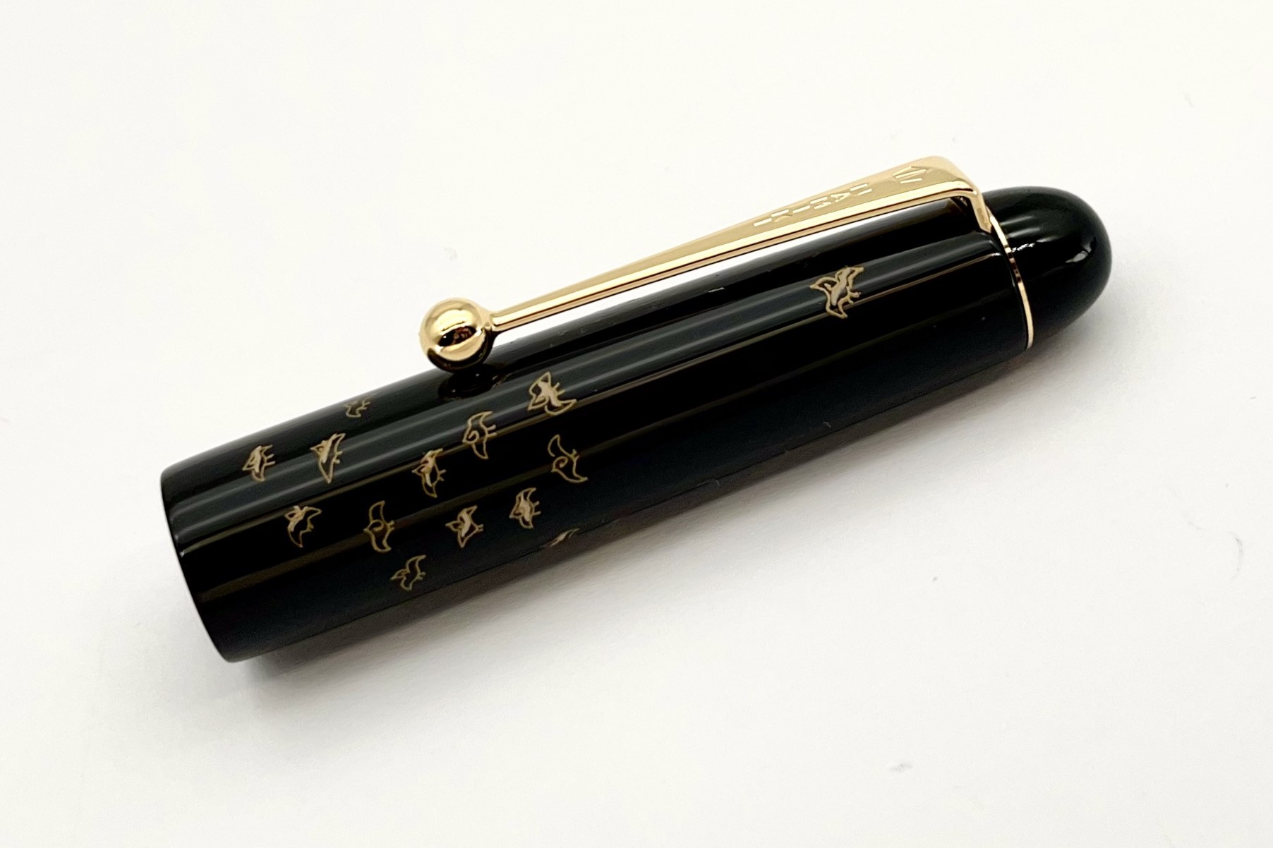 NamikiNipponArtMakieMtFujiWaveRB_J